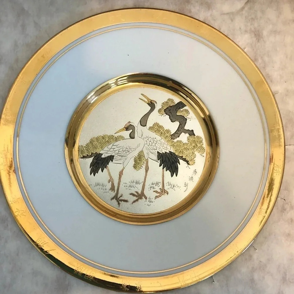 Decorations plate